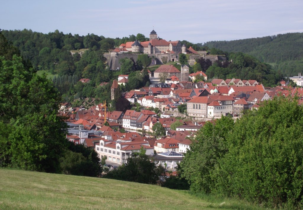 Blick am 2. Juni 2011 auf die Festung Rosenberg und die Kronacher Altstadt.