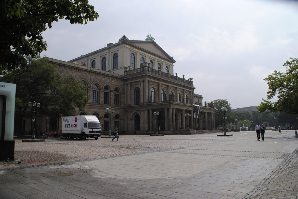 Blick auf dem Opernplatz in Hannover, am 26.07.2010.