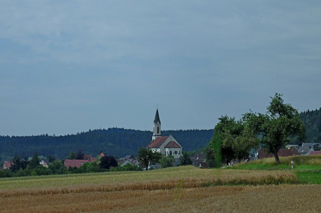 Blick auf Heiligenzimmern im Zollernalbkreis gelegen, Juli 2011