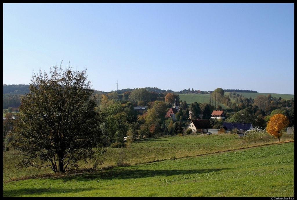 Blick vom Dorfhainer Weg auf Klingenberg (Sachsen). (22.10.2011)