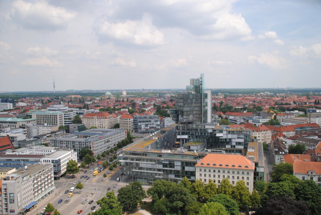 Blick von Rathausturm in Richtung Aegdientorplatz, am 30.06.10.