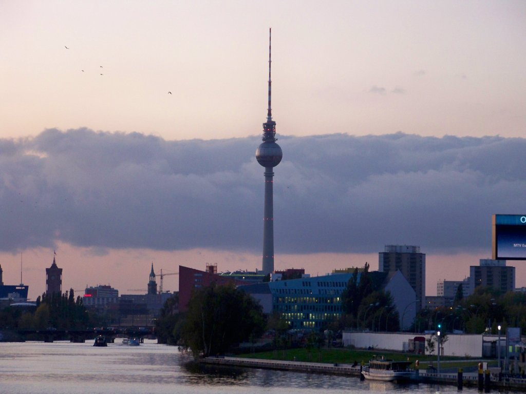 Blick richtung dem Fehrnsehrturm von Berlin