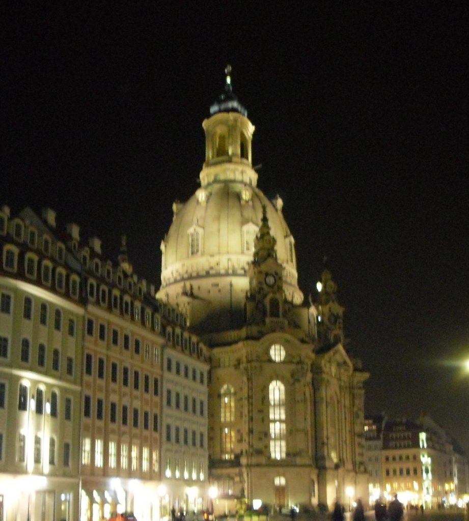 Blick zur Frauenkirche Staedtefotos.de