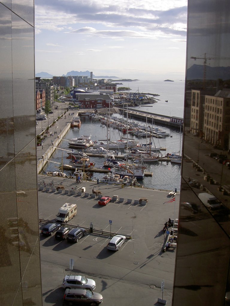 Bodo, Aussicht auf den Hafen vom Radisson Blue Hotel (29.06.2013)