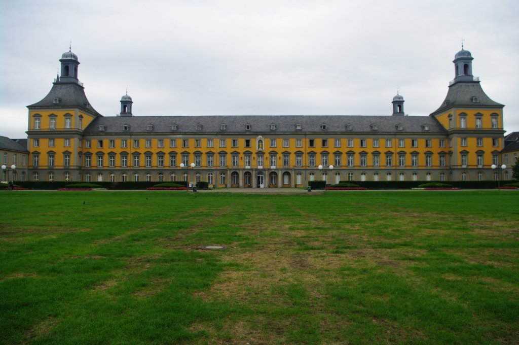 Bonn, kurfrstliches Schloss, heute Universitt (05.08.2011)