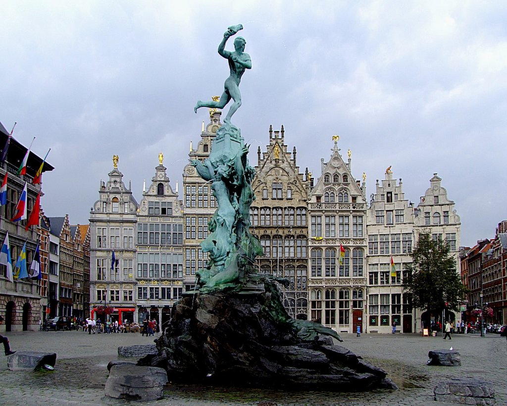 BRABO-Brunnen am Grote Markt in der belgischen Stadt Antwerpen;110831