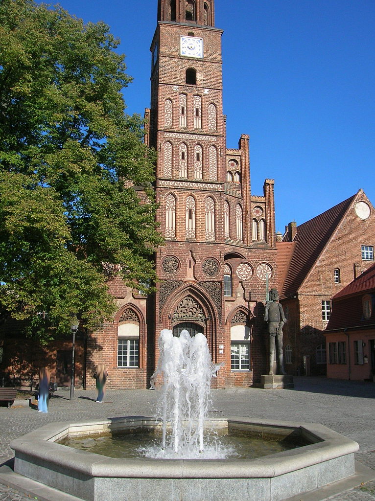 Brandenburg a.d.Havel.Stadtansichten Rathaus 15-10-2011