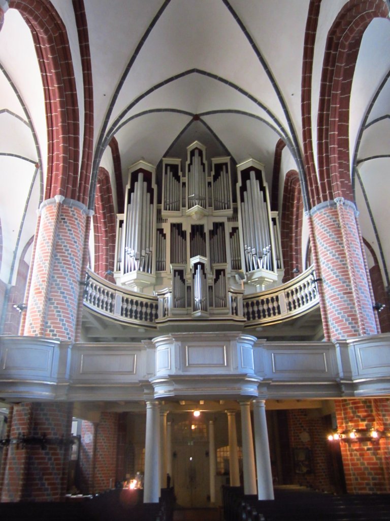 Brandenburg, St. Gotthardt Kirche, Schuke Orgel von 1986 (16.03.2012)