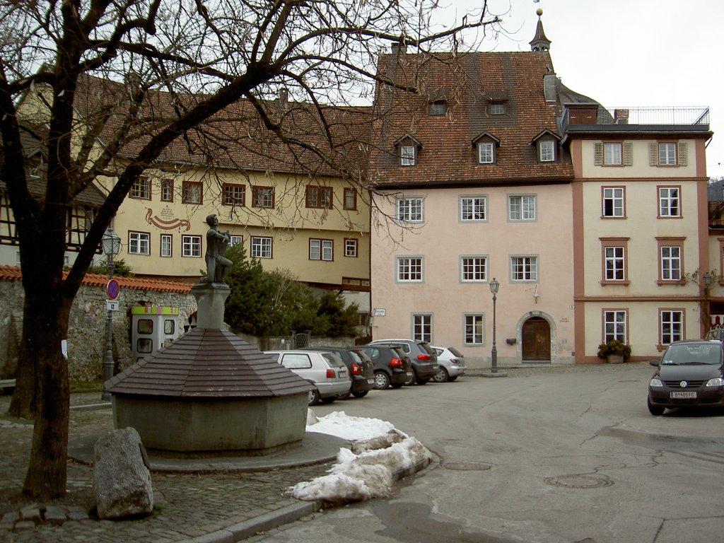 Bregenz, Ehregutaplatz mit Haus zum Storchen in der Oberstadt (17.03.2013)