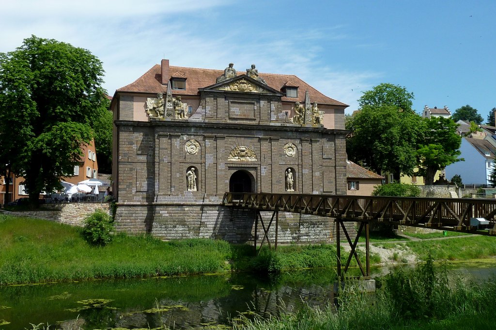 Breisach, das barocke Rheintor, ehemaliger Festungsbau, Juli 2012