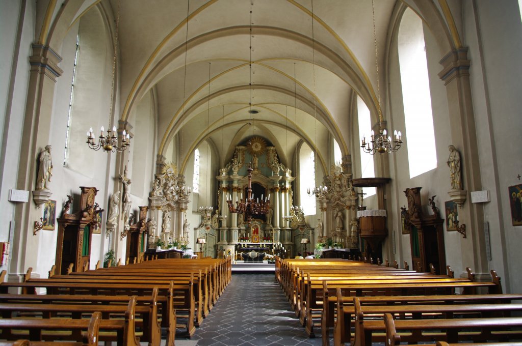 Brilon, barocker Innenraum der St. Nikolaus Kirche, Hochsauerlandkreis 
(01.08.2011)