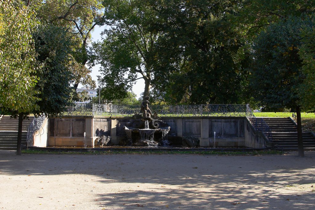 Brunnen auf der Brhlschen Terrasse in Dresden. (Aufnahme vom 06.10.2011)