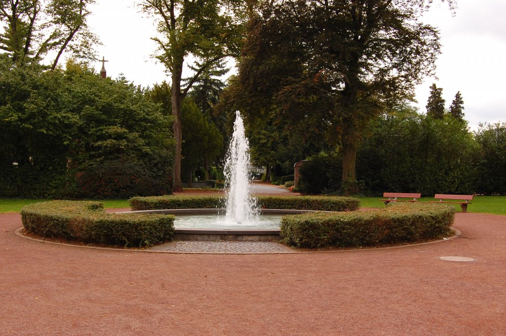 Brunnen auf dem Friedhof Gelderner Strae in Kevelaer. 19.9.2010