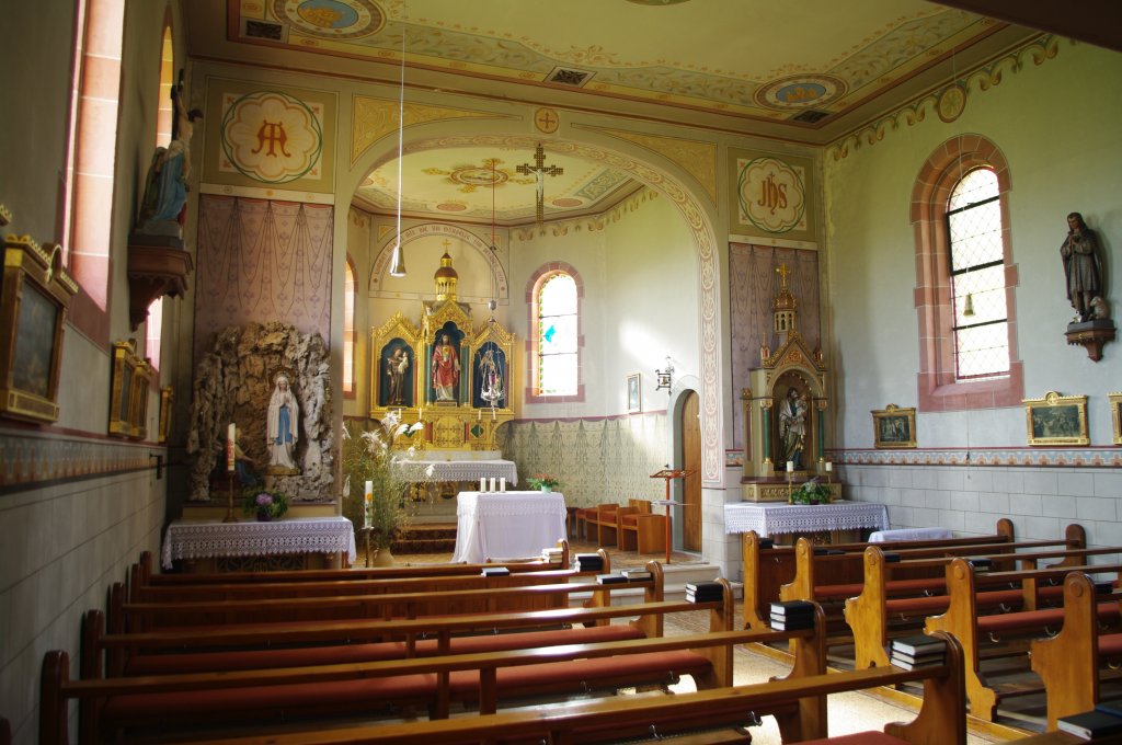 Bhl, Marienkapelle, erbaut durch Baumeister Reinhard Lauterwein, Altar von 
Moritz Schlachter, Malereien von Josef Forderkunz, Kreis Lindau (30.10.2011)