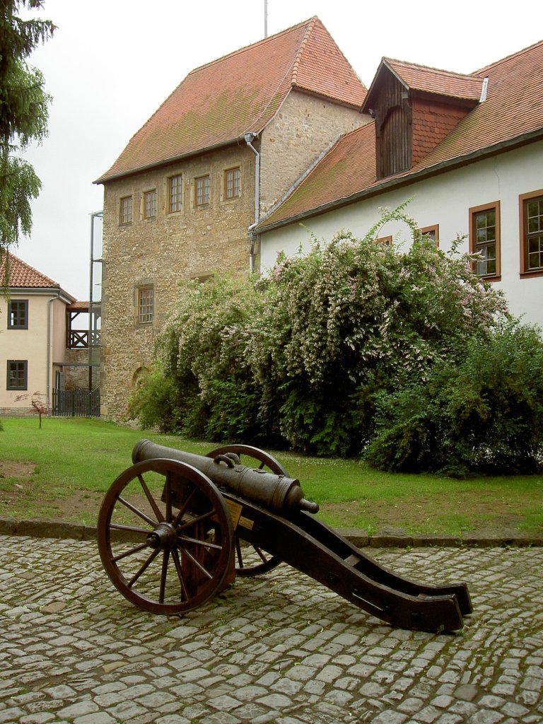 Burg Creuzburg, Residenzburg der Ludowinger, erbaut von 1165 bis 1170 von Landgraf 
Ludwig II., Wartburgkreis (14.06.2012)