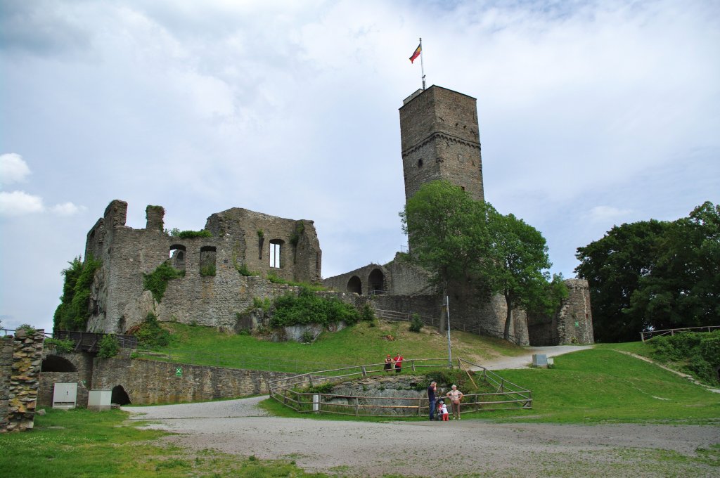 Burgruine Knigstein, erbaut im 10. Jahrhundert, Hochtaunus (14.06.2009)