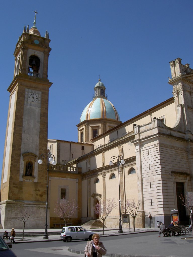 Caltagirone, Kathedrale San Giuliano, umgebaut im 19. Jahrhundert 
(14.03.2009)