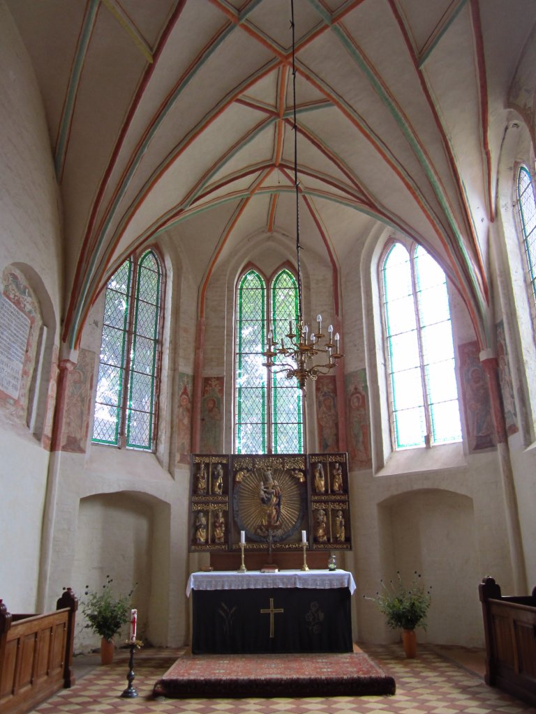 Crivitz, Altar und Chor der Stadtkirche (11.07.2012)