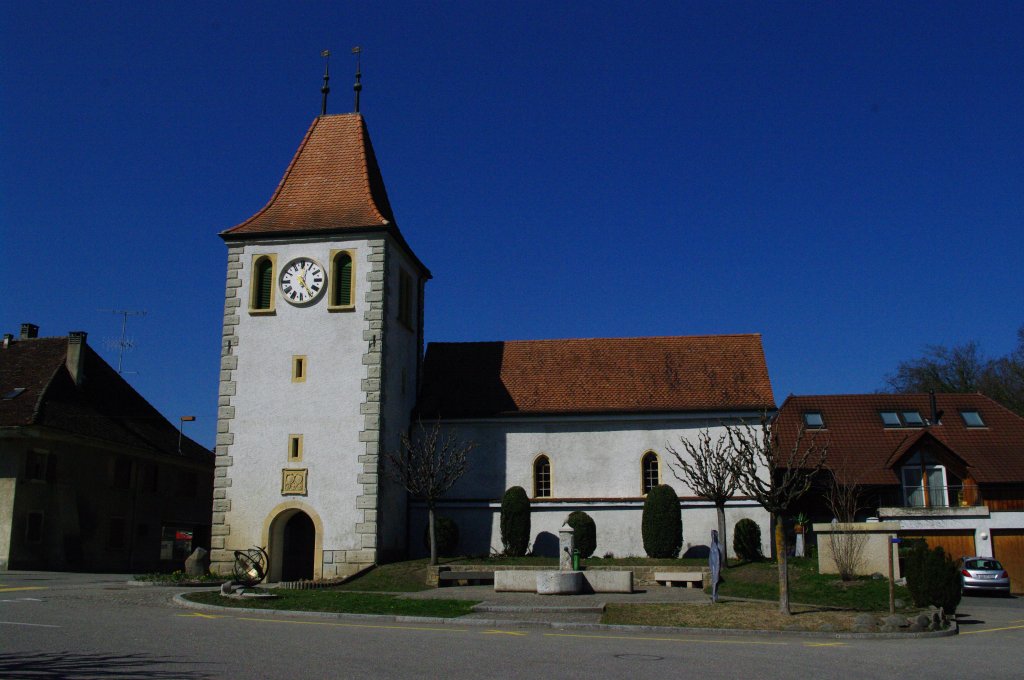 Cudrefin, Reformierte Kirche, Kirchturm Teil der ehem. Ringmauer (21.03.2011)