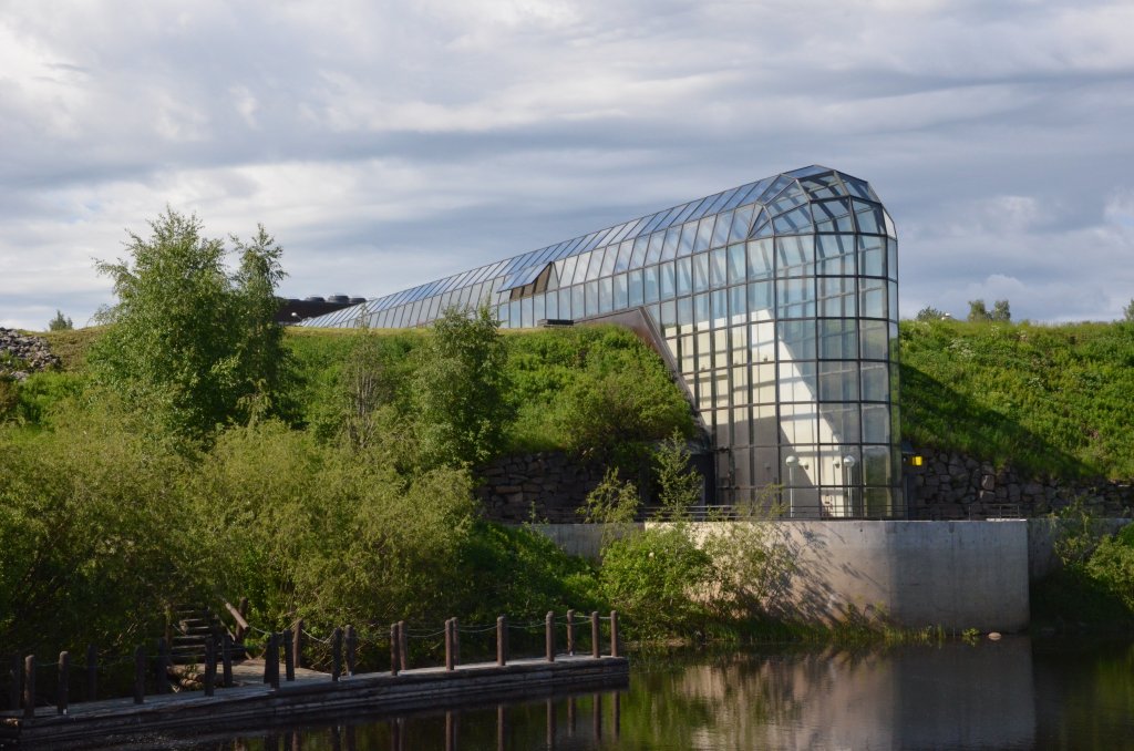 Das Arktikum in Rovaniemi ein Museum ber die Arktik und Lappland. Die Auenansicht am 23.06.2012.