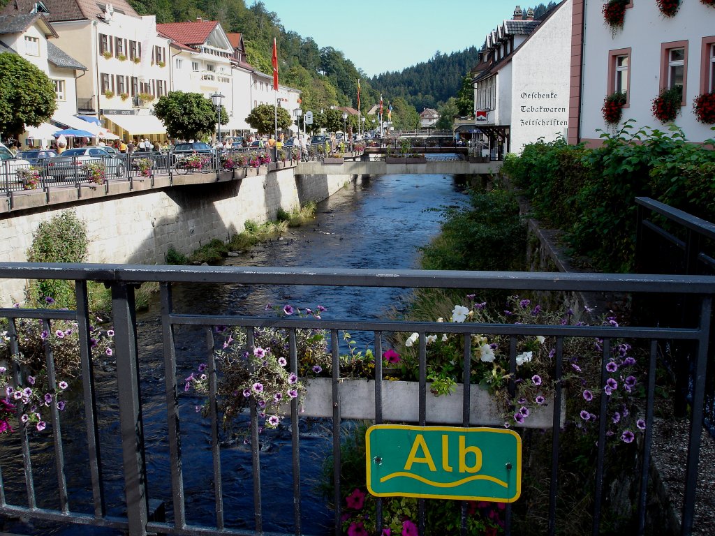 das Flsschen Alb durchquert den Kurort St.Blasien im Schwarzwald und mndet spter in den Hochrhein, Sept.2006