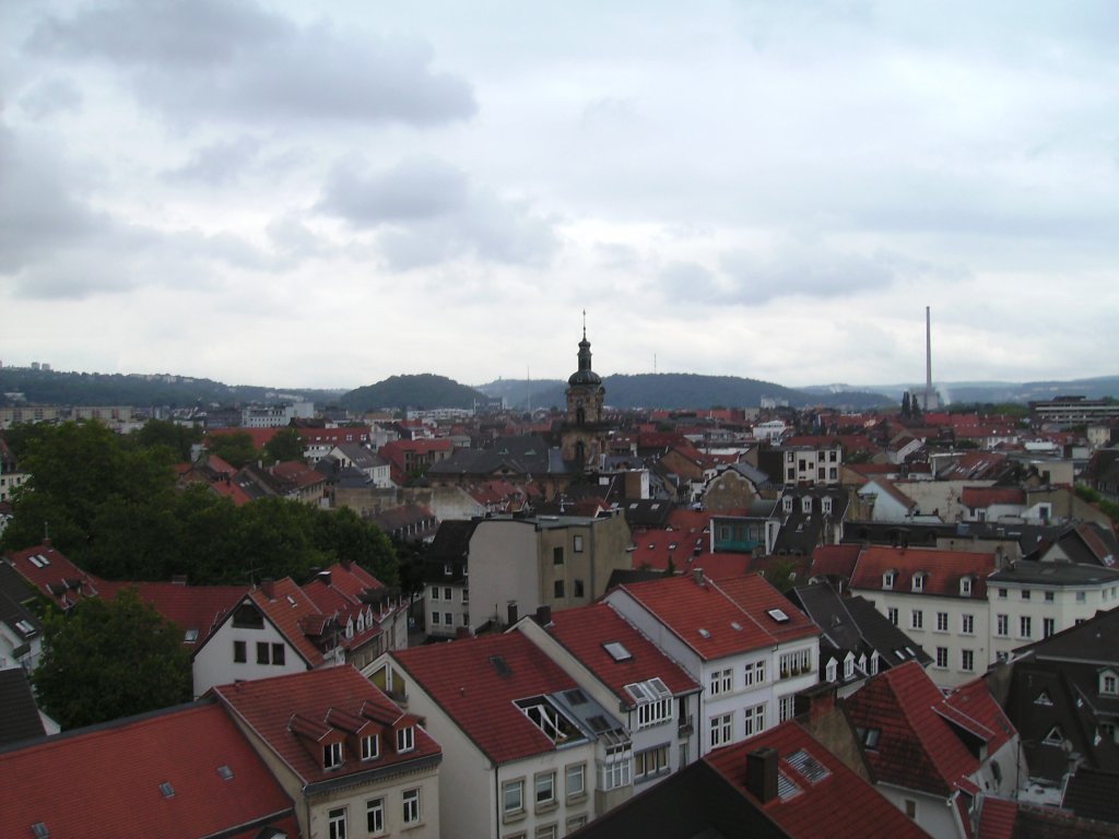 Das Foto habe ich am 22.07.2010 vom Dach des Kaufhauses Karstadt gemacht. Das Dach ist frei zugnglich da es ein Parkhaus ist. Auf dem Foto ist die Basilika St.Johann zu sehen.