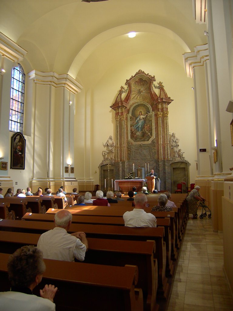 Das Innere der 2012 renovierten Minoritenkirche in Cosel im Sommer 2012