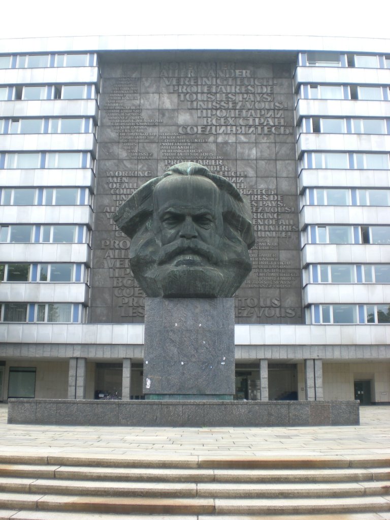 Das Karl-Marx-Monument im Stadtzentrum von Chemnitz.(4.8.2011)