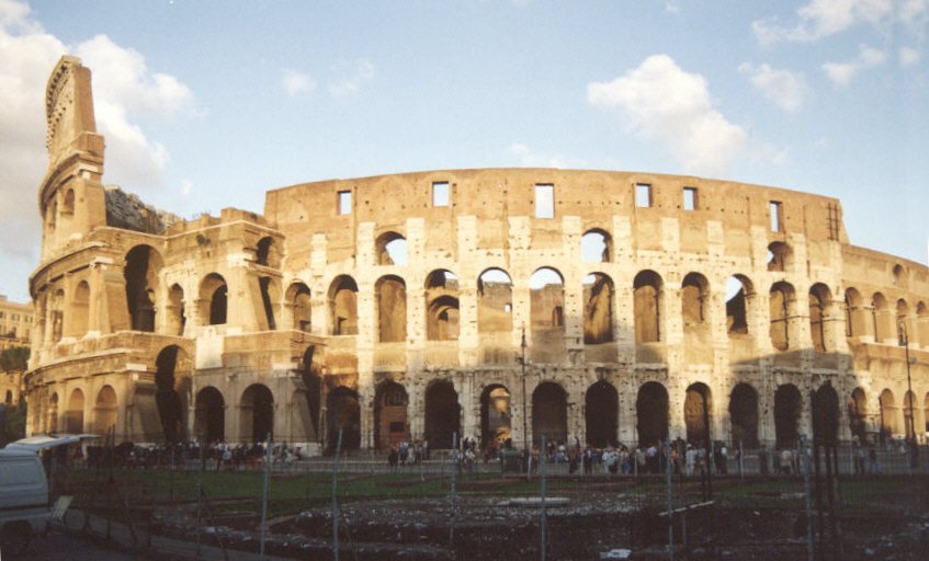 Das Kolosseum in Rom. Aufgenommen im Oktober 1994 (scan vom Bild).