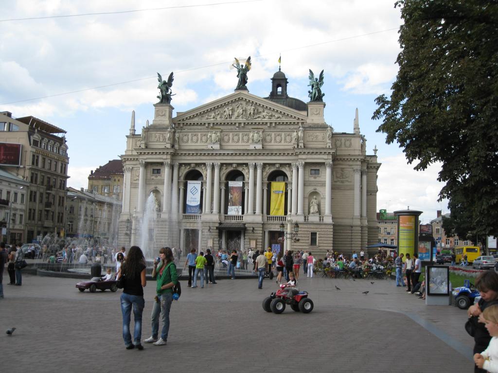 Das Opernhaus in Lviv (Lemberg) in der Ukraine am 30.08.2009.