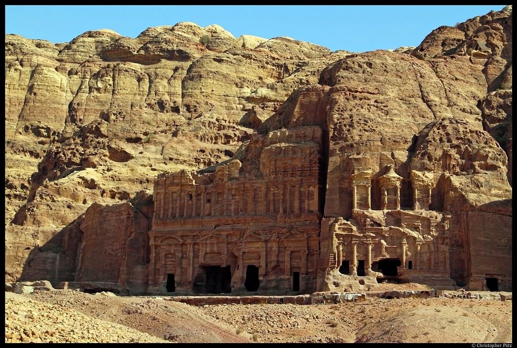 Das Palastgrab und das Korinthische Grab in Petra. (25.11.2012)