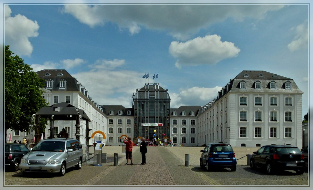 Das Schloss Saarbrcken ist ein barockes Schloss in der saarlndischen Landeshauptstadt Saarbrcken. Es dient heute als Verwaltungssitz des Regionalverbandes Saarbrcken. 28.05.2011 (Jeanny)