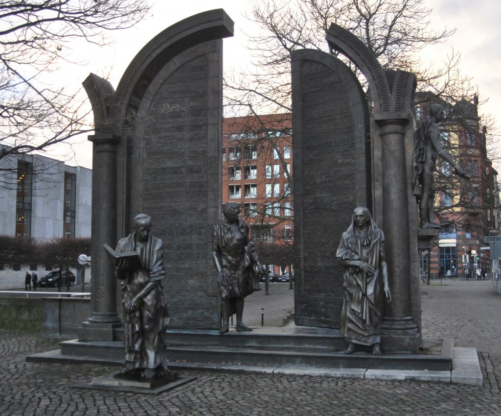 Denkmal der  Göttinger Sieben  in Hannover. Foto vom 07.12.2011.