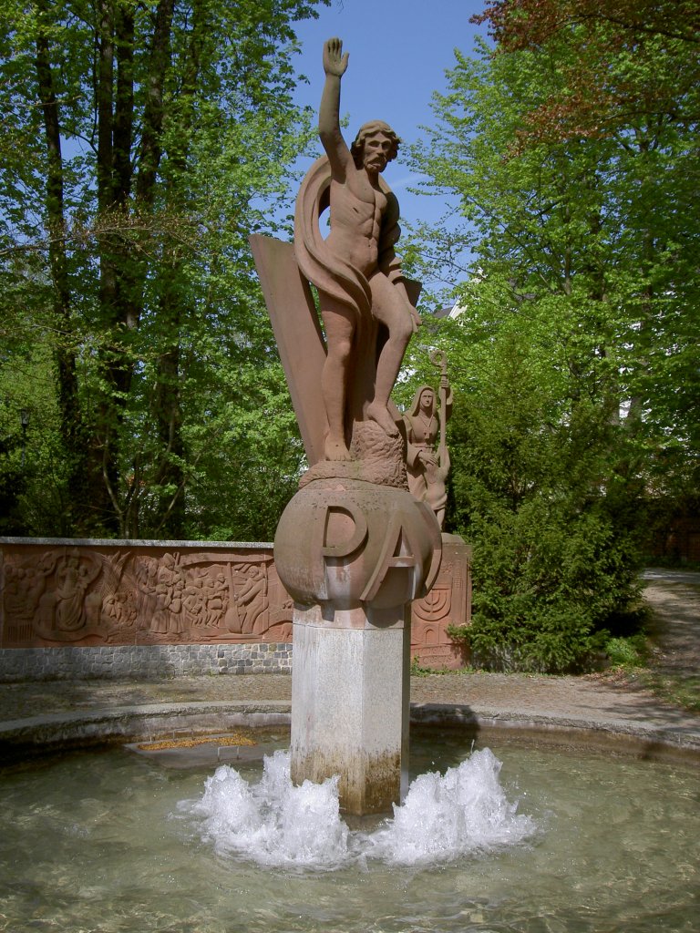 Denkmal im Klostergarten der Erzabtei St. Ottilien im Kreis Landsberg (23.04.2011)