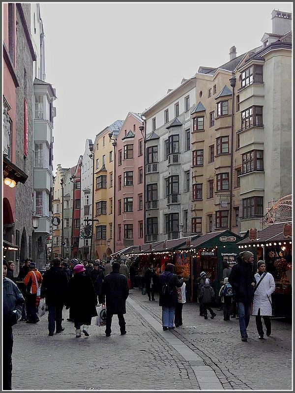 Der Weihnachtsmarkt in der Altstadt von Innsbruck. 22.12.09 (Jeanny)