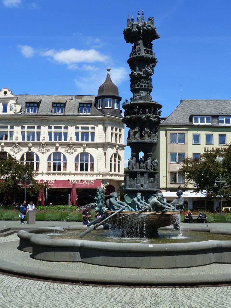 Deutschland, Rheinland-Pfalz, Koblenz, Historiensule am Josef-Grres-Platz, 17.06.2012