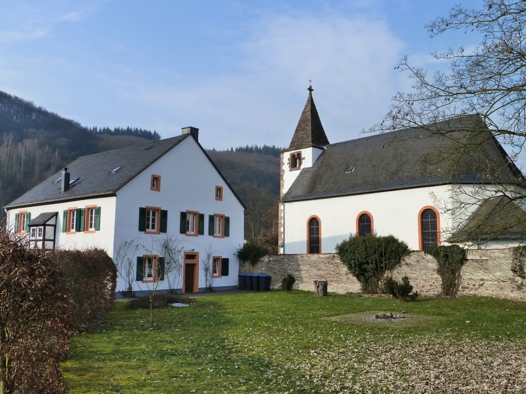 Deutschland, Rheinland-Pfalz, Landkreis Trier-Saarburg, Konz-Hamm an der Saar, katholische Pfarrkirche Sankt Maria und Sankt Lucia, 12.02.2011