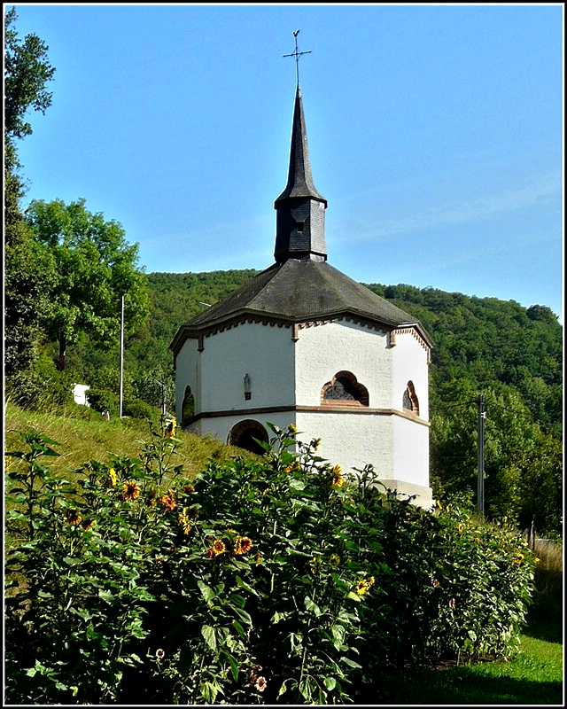 Die achteckige Kapelle in Heiderscheidgrund. 10.08.2010 (Jeanny)