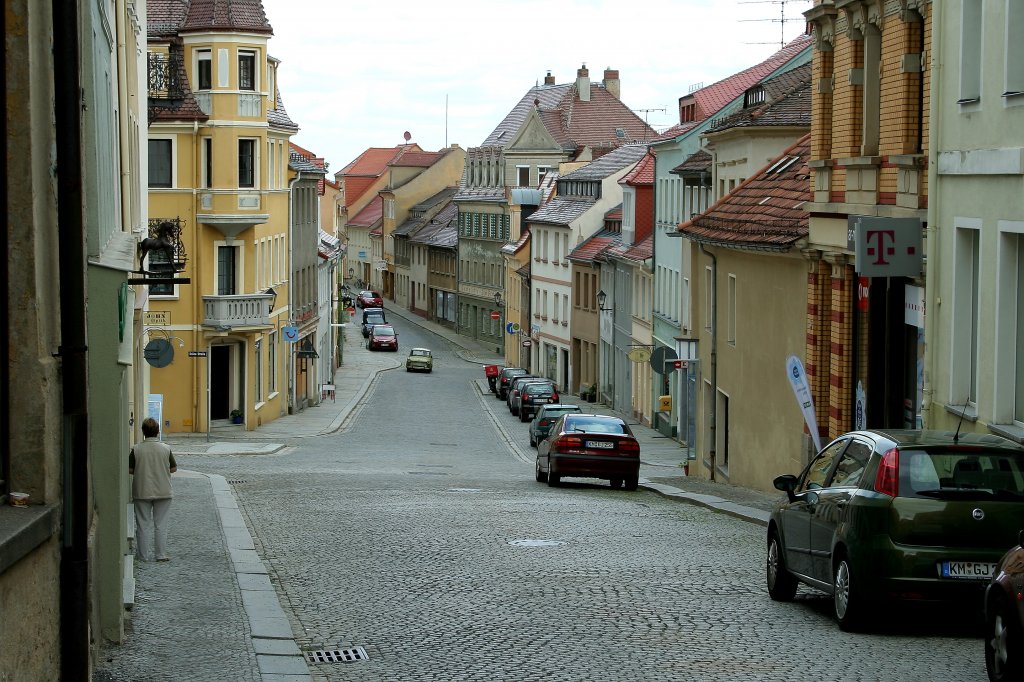 Die Bautzner Strae in der Kamenzer Innenstadt. (Aufnahme vom 01.07.2011)