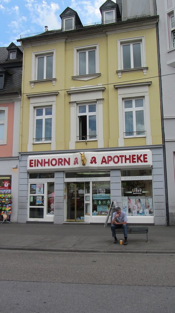 Die Einhorn-Apotheke in Trier am 4.8.2012.