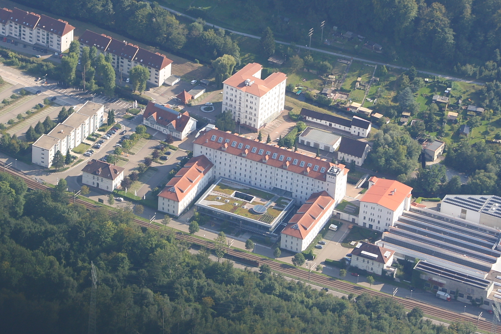 Die Firma  walter services GmbH  in Ettlingen aus der Luft (05.09.10)
