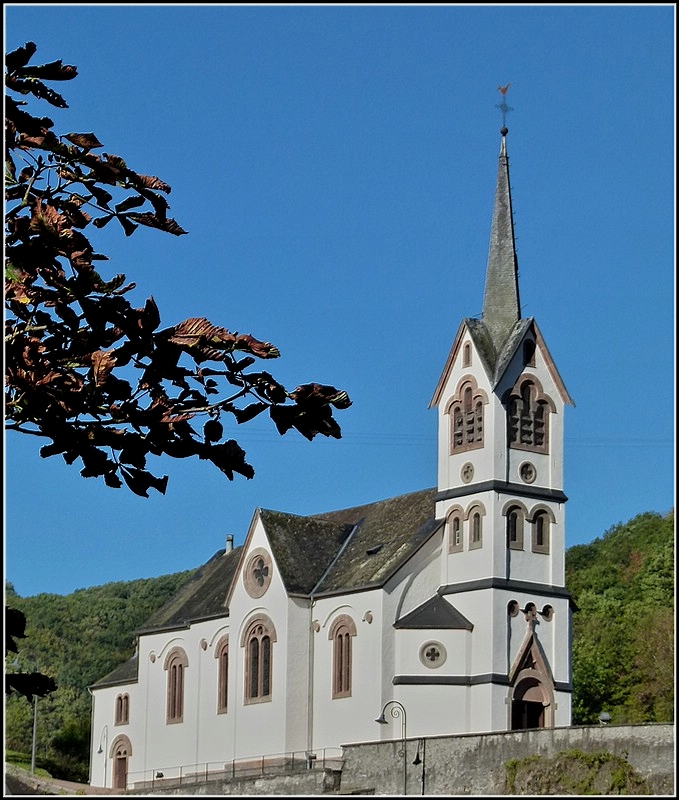 Die Kirche von Welscheid. 10.10.2010 (Jeanny)