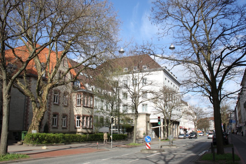 Die Marienstrae mit Unfallklinik des Friedenrickenstift in Hannover am 12.04.2011.