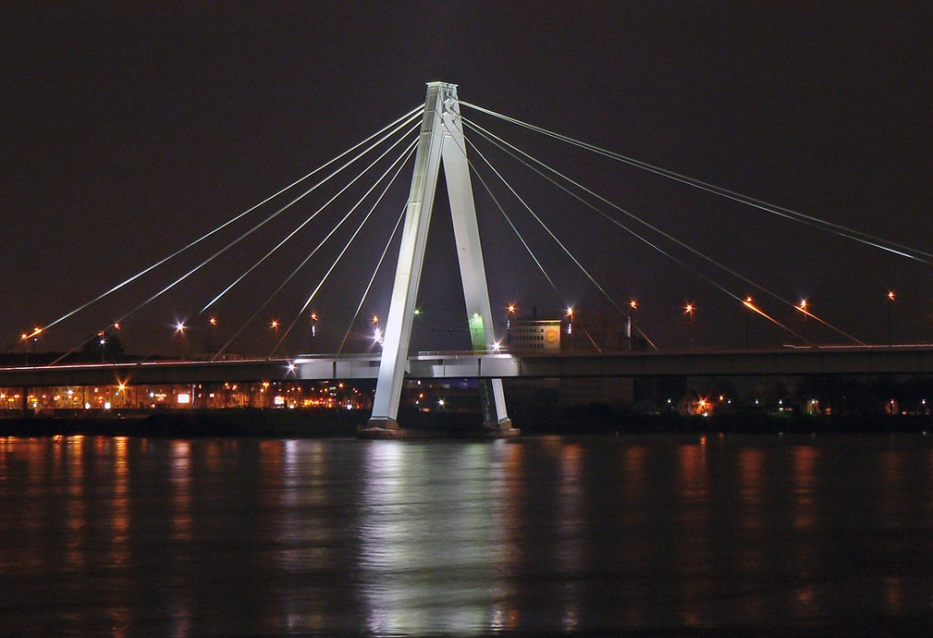 Die Severinsbrcke in Kln , Fotostandpunkt in der Nhe des Schokoladenmuseums