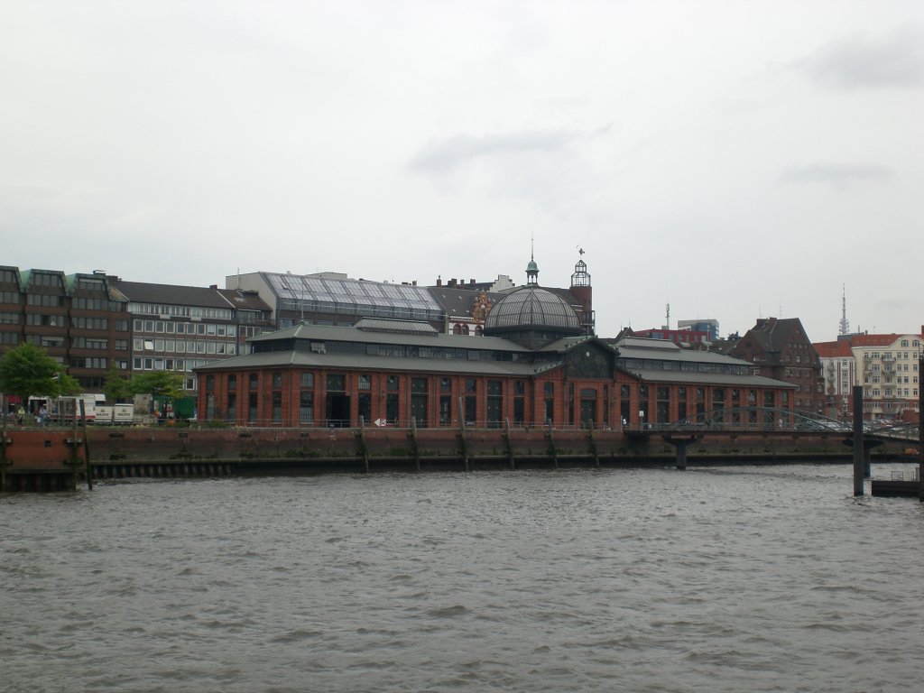 Dies ist der weltbekannte Fischmarkt von St. Pauli.