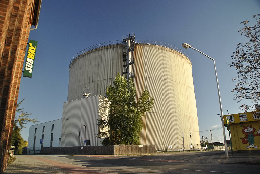 Dieser Silo ist ist mit Zucker befllt. Es der rest, der ehmaligen Zuckerfabrik in Lehrte, die im Jahre 2000 abegrissen wurde.