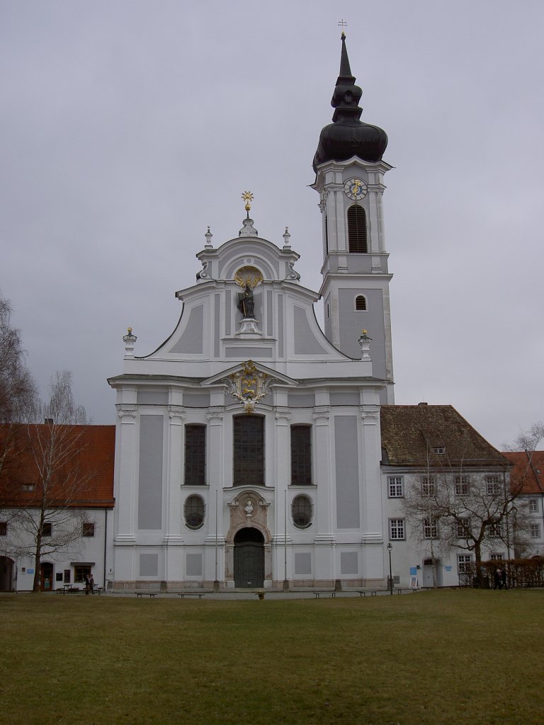 Diessen am Ammersee, Marienmnster, ehemalige Stiftskirche der Augustiner Chorherren, erbaut ab 1720 durch Probst Ivo Bader, Kreis Landsberg (02.03.2012)