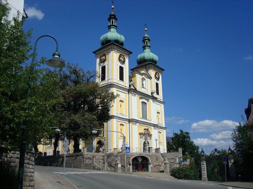 Donaueschingen, St.Johann, 1724-47 erbaut, oberhalb der Donauquelle neben dem Frstenbergischen Schlo, vom Prager Architekt Max Kanka im Stil des bmischen Barock errichtet, einzigartig in Sd-West-Deutschland, Sept.2010