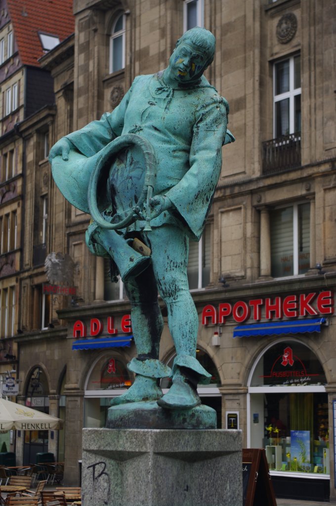 Dortmund, Denkmal vor der Adler Apotheke am Alten Markt (31.07.2011)