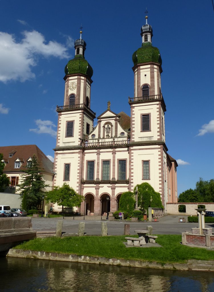 Ebersmnster im Elsa, die Abteikirche, wurde 1712 vom Vorarlberger Baumeister Peter Thumb erbaut, Mai 2013